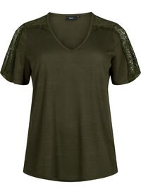 Short-sleeved blouse with lace and v-neck