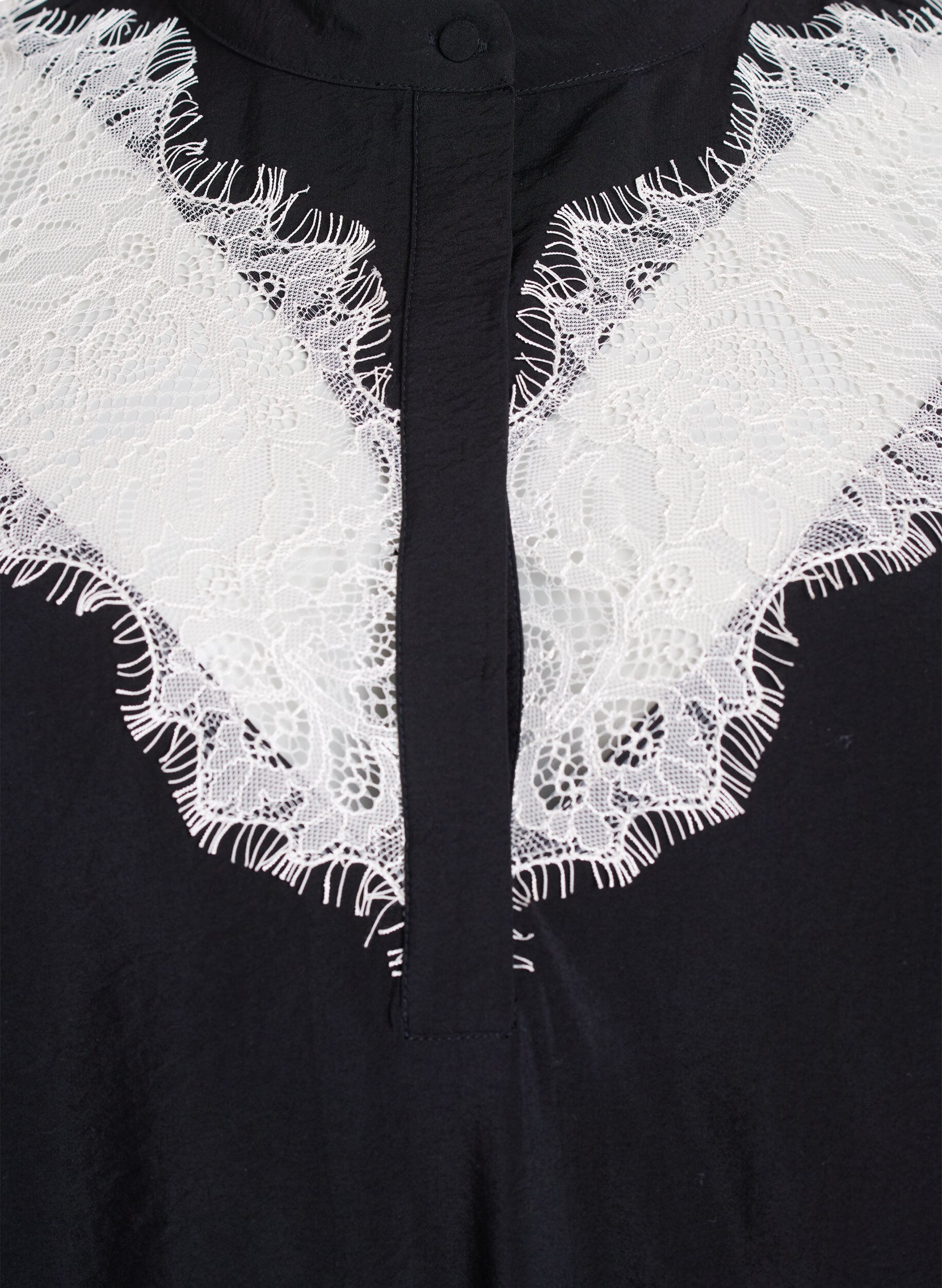 Zizzifashion Short-sleeved shirt blouse with lace details, Black, Packshot image number 2