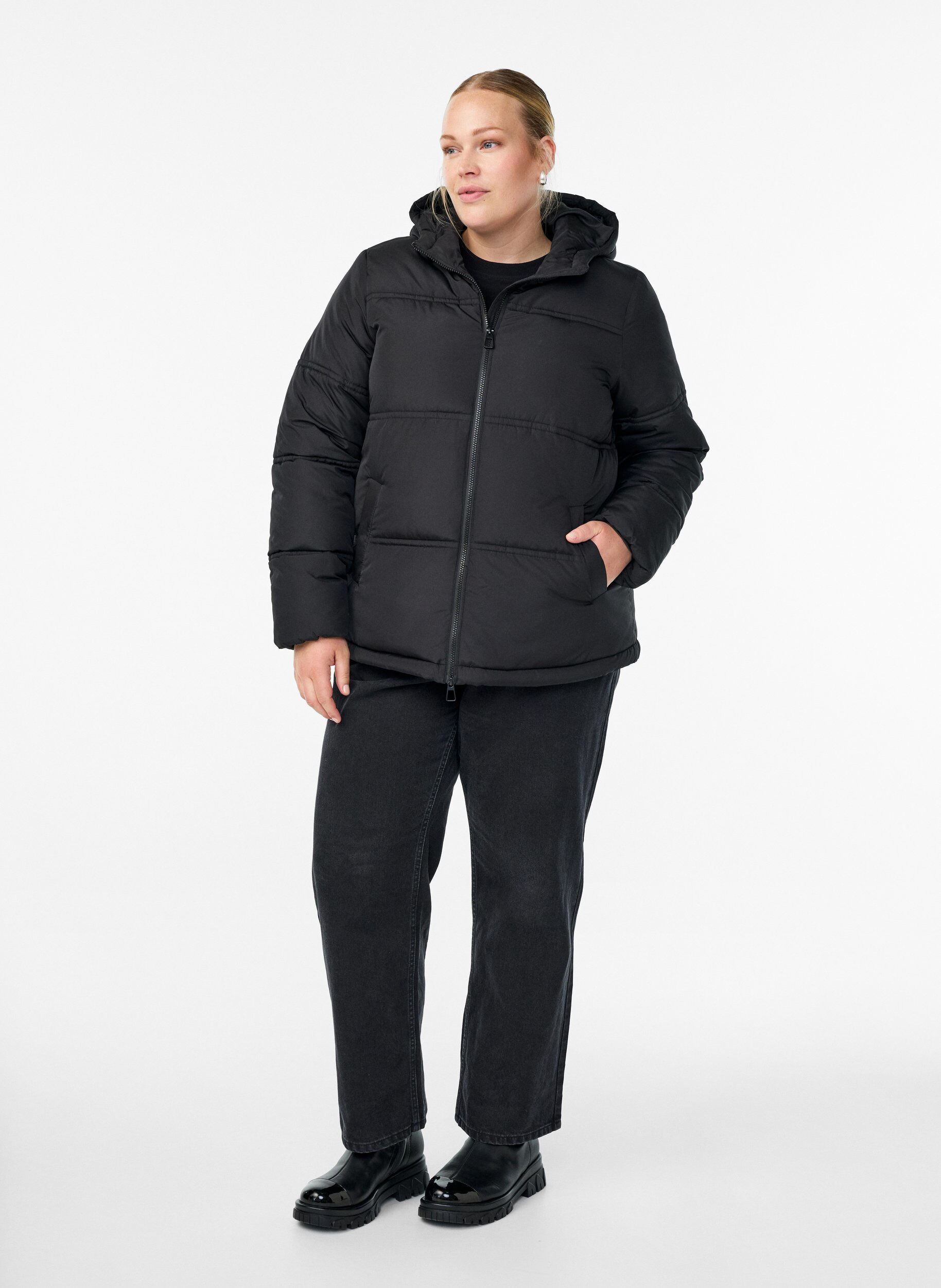 Zizzifashion Short puffer jacket with a hood and two-way zipper, Black, Model image number 1