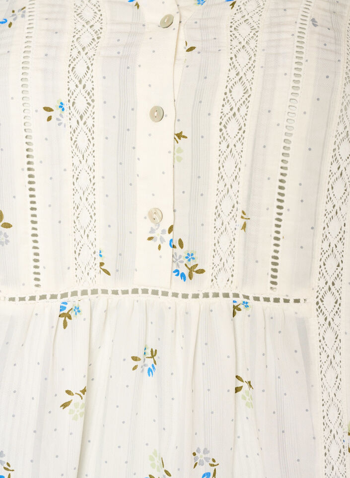 Short viscose dress with lace trim and A-line cut, Vanilla, Packshot image number 2