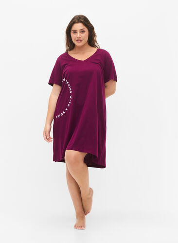 Organic cotton nightdress with V-neck , Dark Purple W. Be, Model image number 2