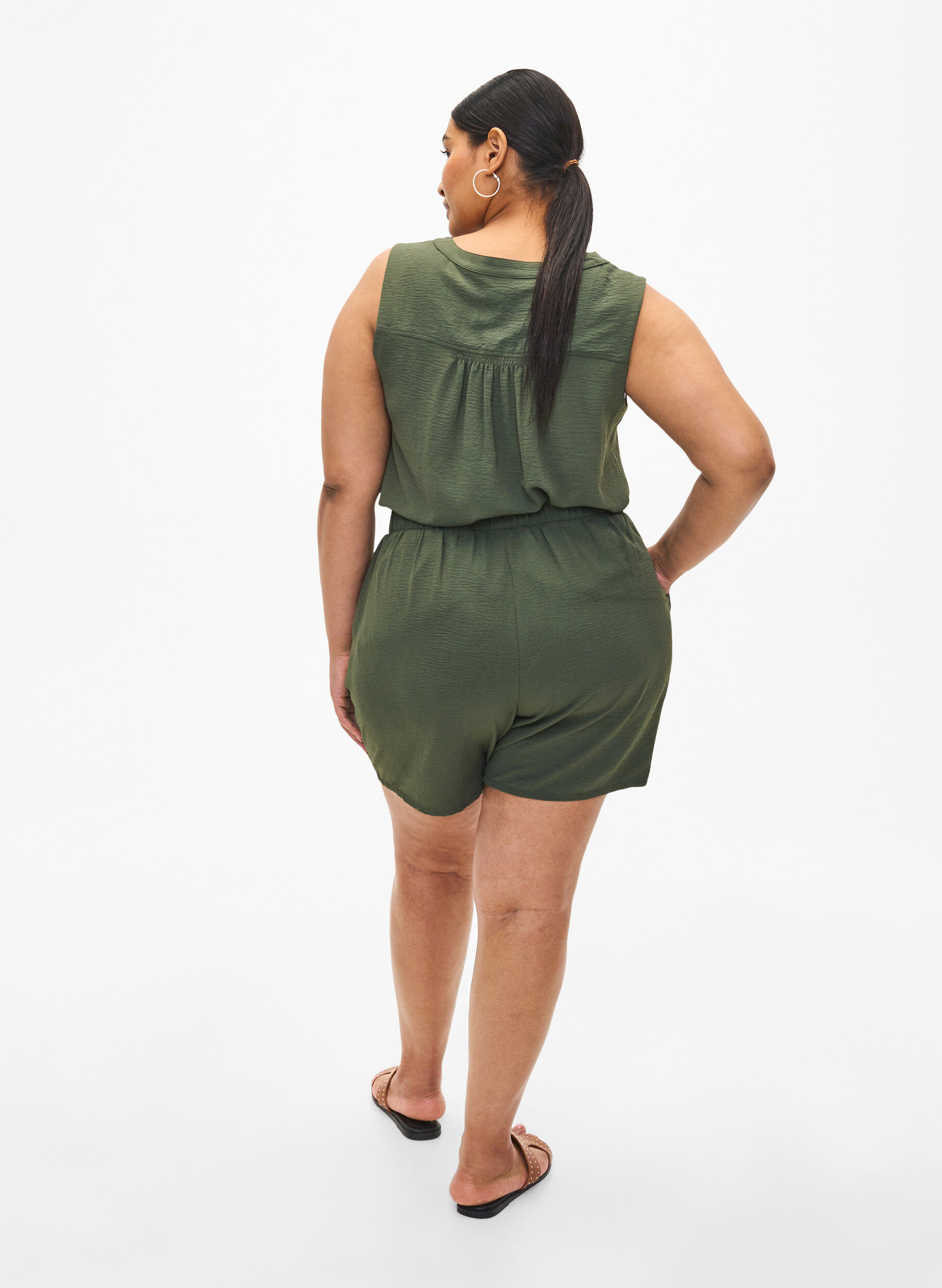 ZizzifashionShorts with pockets and elastic waistband, Green, Model image number 2