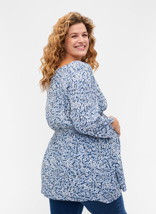 Maternity blouse in viscose and dot print, Blue Flower AOP, Model image number 1