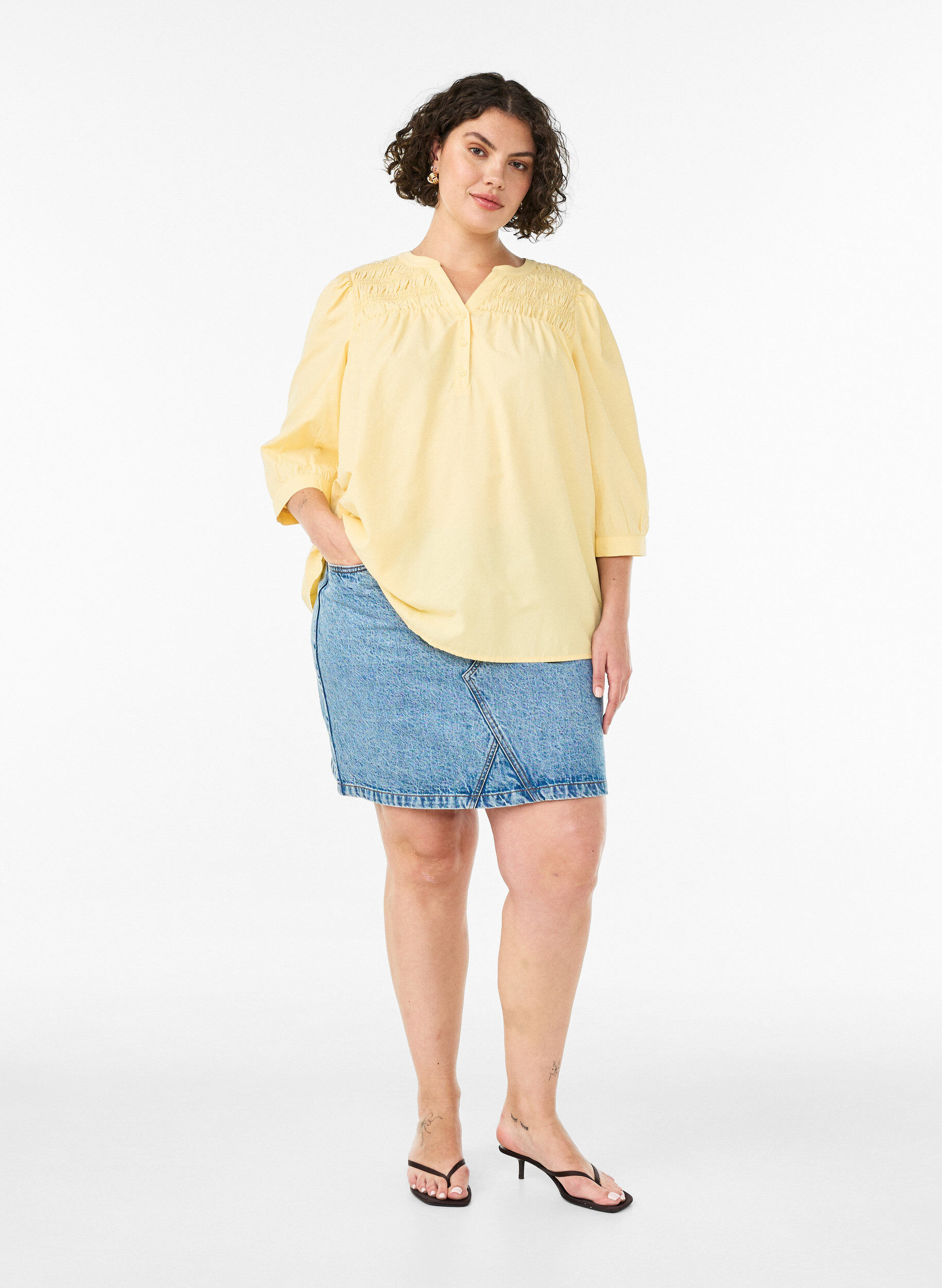 ZizzifashionBlouse with smock and 3/4 sleeves, Yellow, Model image number 1