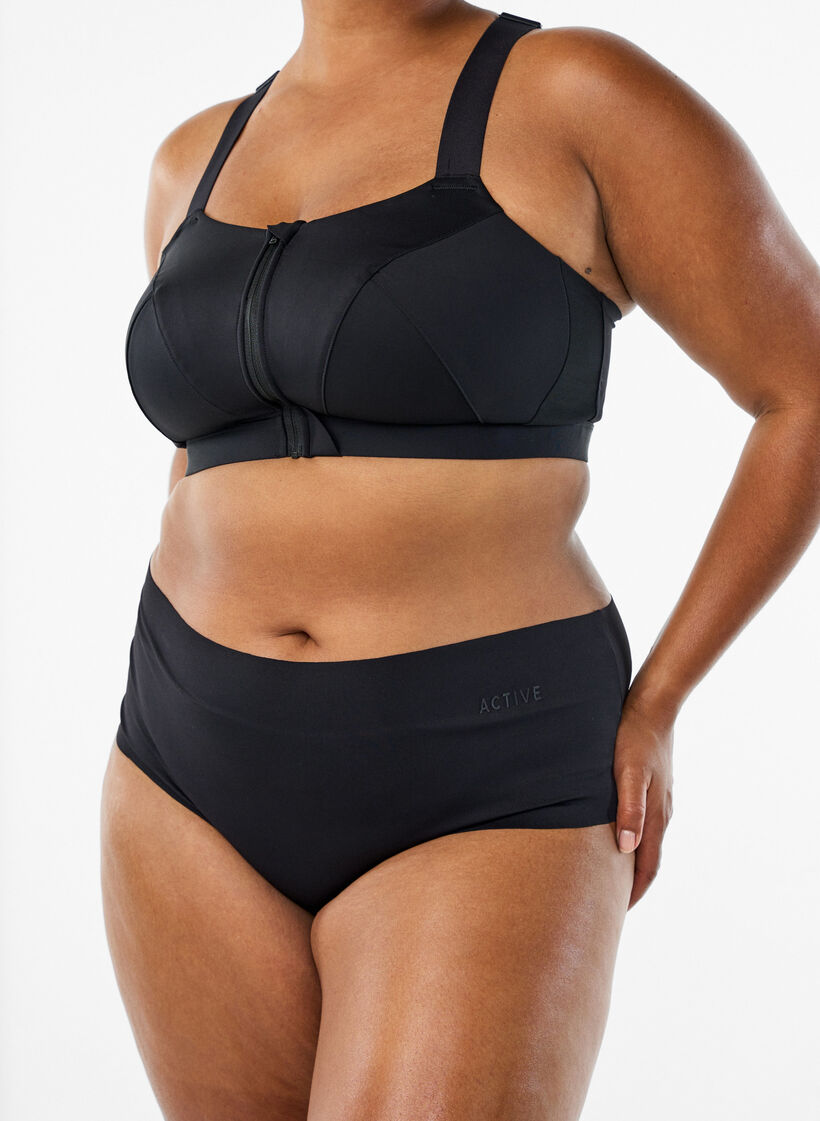 2-pack invisible brief training panties, Black, Model