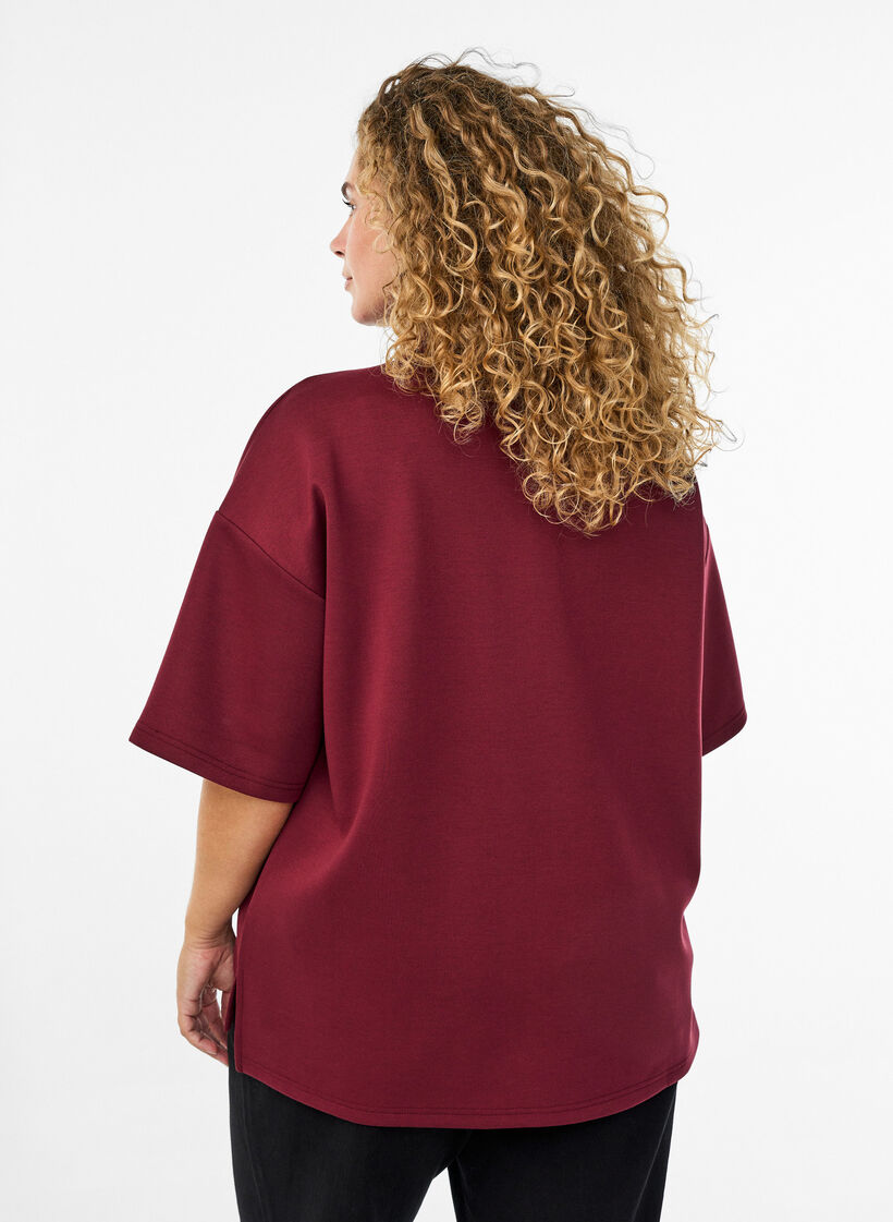 Short-sleeved sweatshirt with a high collar, Dark Bordeaux, Model image number 2