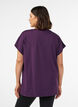 Solid-coloured training T-shirt, Purple, Model image number 2