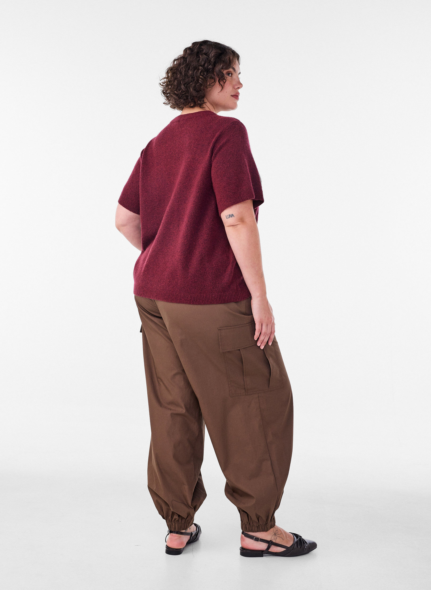 ZizzifashionCotton cargo trousers with a balloon leg, Brown, Model image number 1