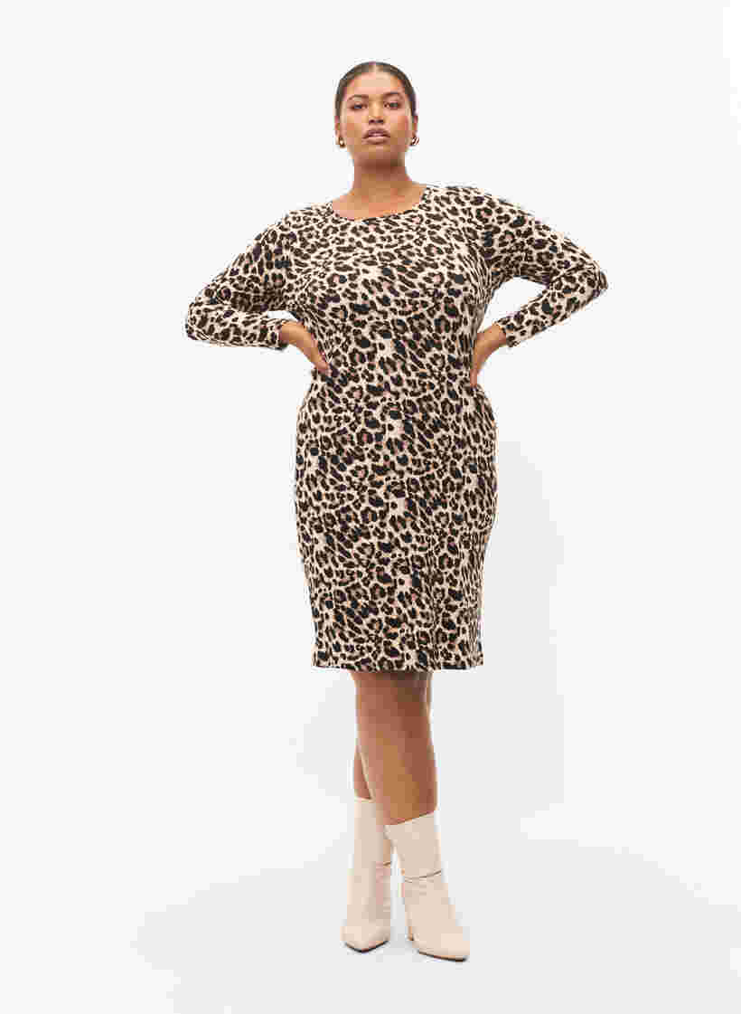 Long sleeve dress in leopard print, Leo, Model image number 3