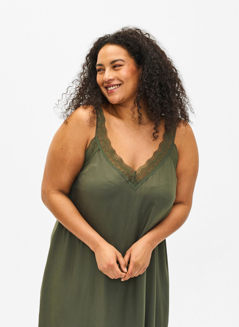 Midi-length strap dress in viscose with lace, Thyme, Model image number 2