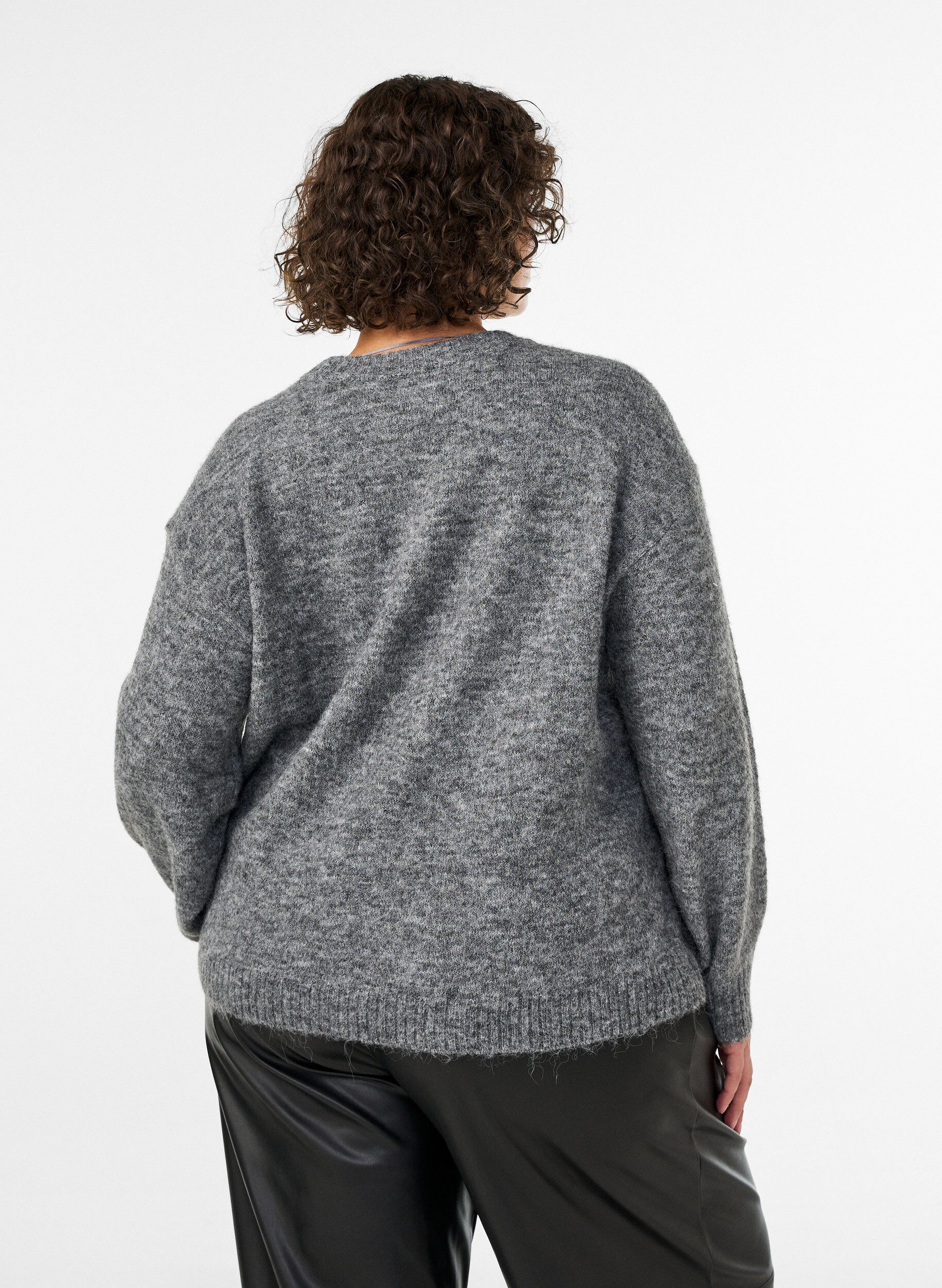 ZizzifashionJumper with flower appliqu&eacute;, Grey, Model image number 2