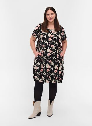 Short-sleeved, printed cotton dress, Black Rose Flowers, Model image number 2