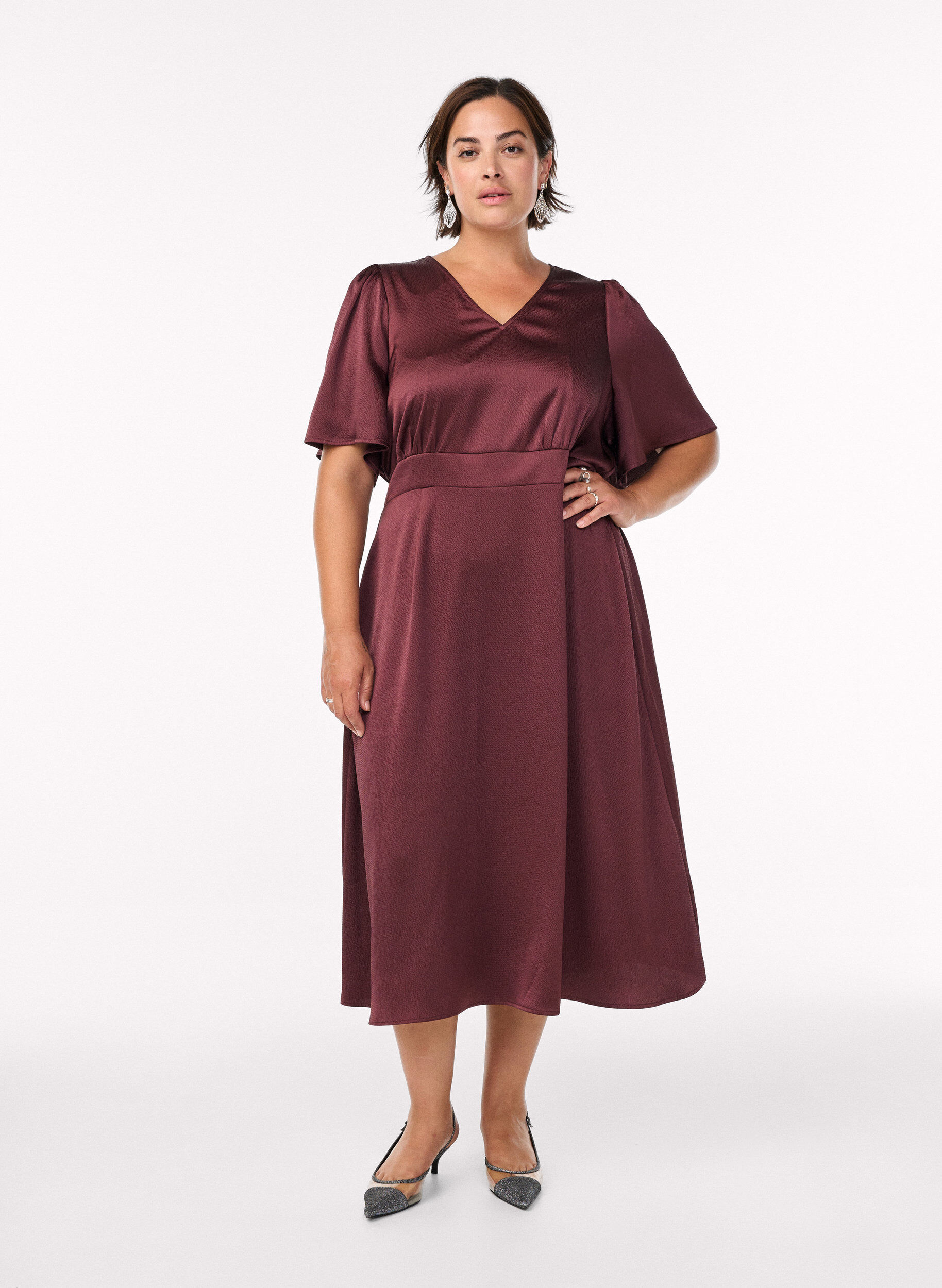 Empire party dress in midi length, Dark Bordeaux, Model
