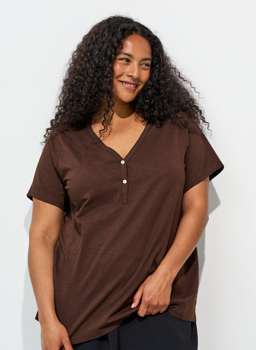 T-shirt with button detail, Brown, Image image number 0