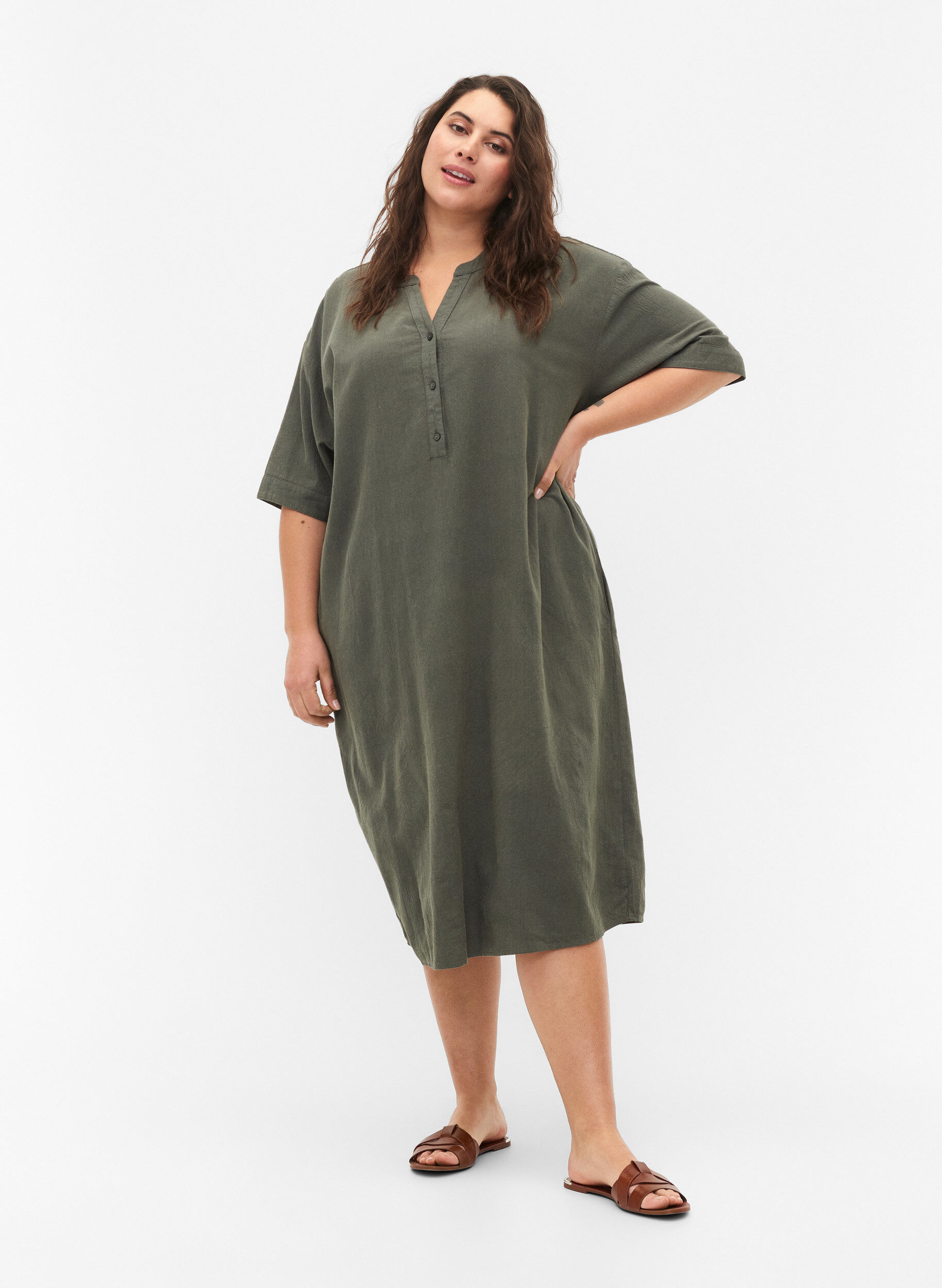 Zizzifashion FLASH - Short sleeved midi dress in cotton, Balsam Green, Model image number 0