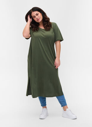 Cotton t-shirt dress with side slits, Thyme, Model image number 2