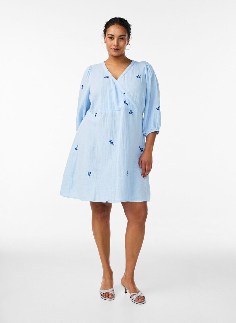Short cotton muslin dress with embroidered details, Light Blue, Model image number 1