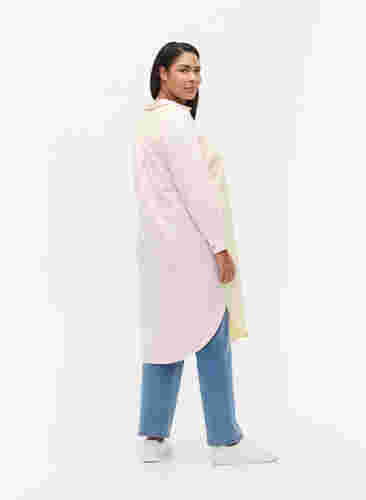 Long cotton shirt with color-block, Popcorn/Pink, Model image number 1