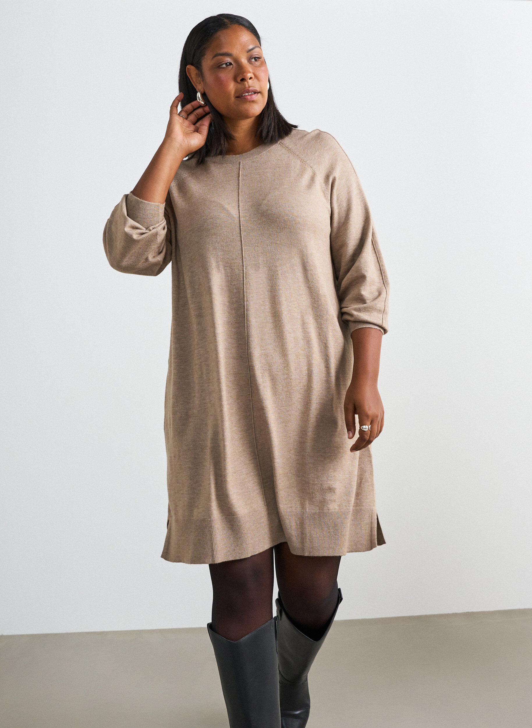 ZizzifashionShort knitted dress with raglan sleeves and a centre seam, Beige, Model image number 0