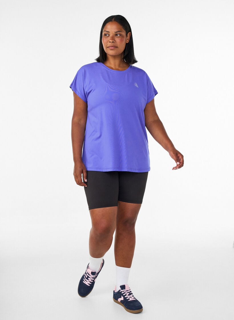 Solid-coloured training T-shirt, Blue, Model image number 1