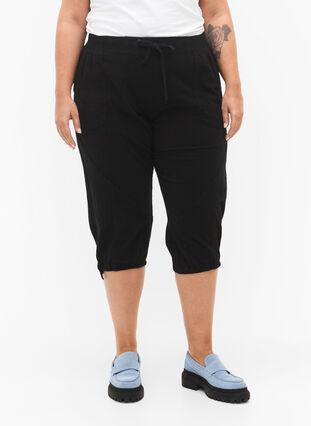 Cotton Capri trousers , Black, Model image number 2