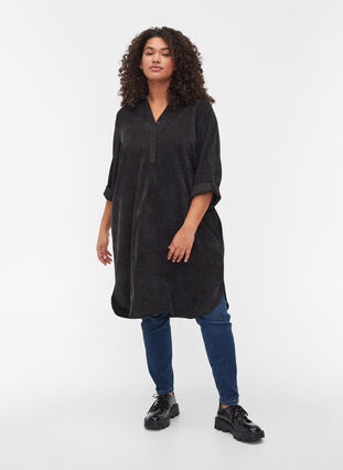 Velvet dress with 3/4-length sleeves and buttons, Black, Model image number 2