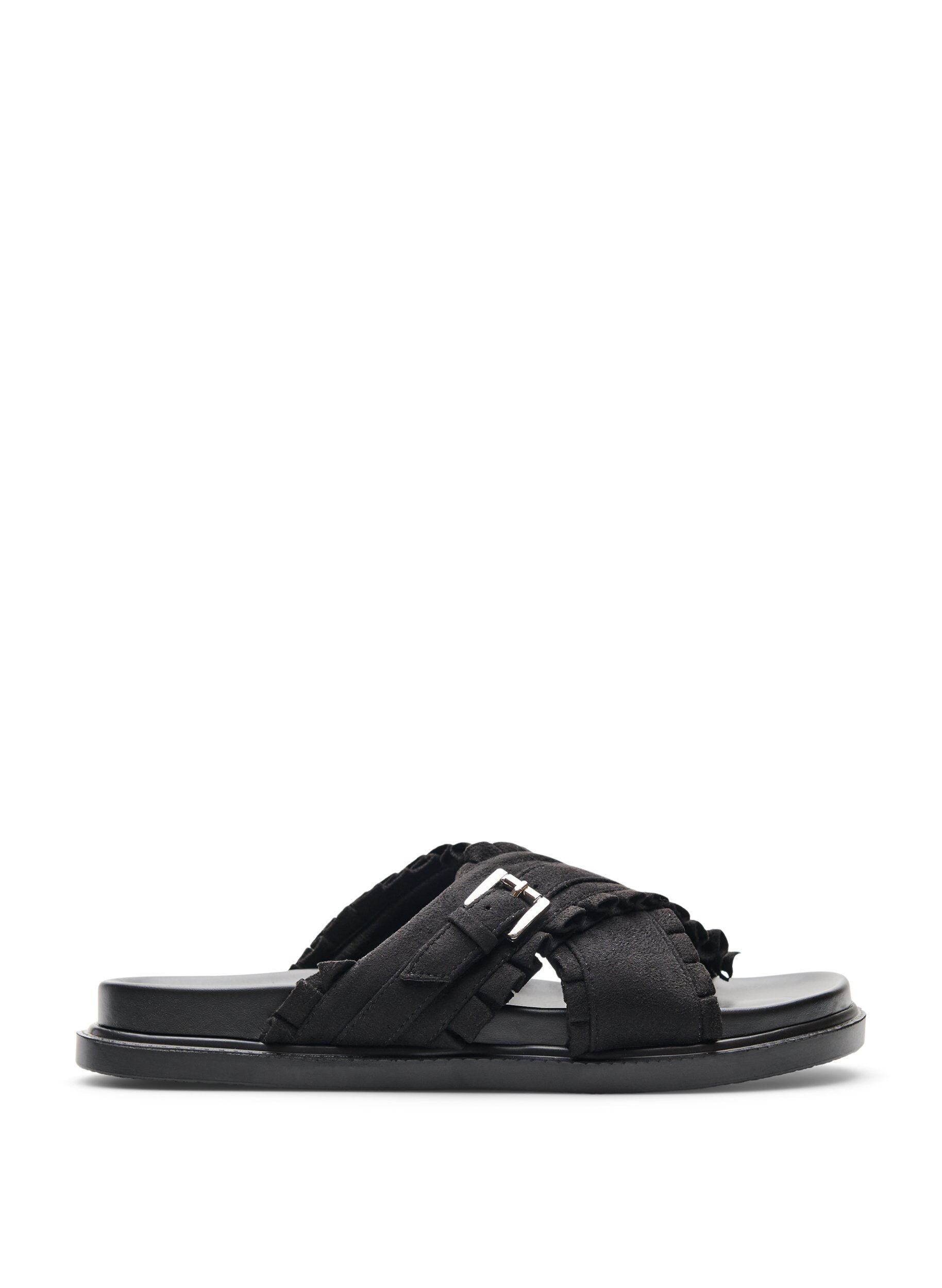 Wide fit - Sandal with criss-cross straps and ruffle edges