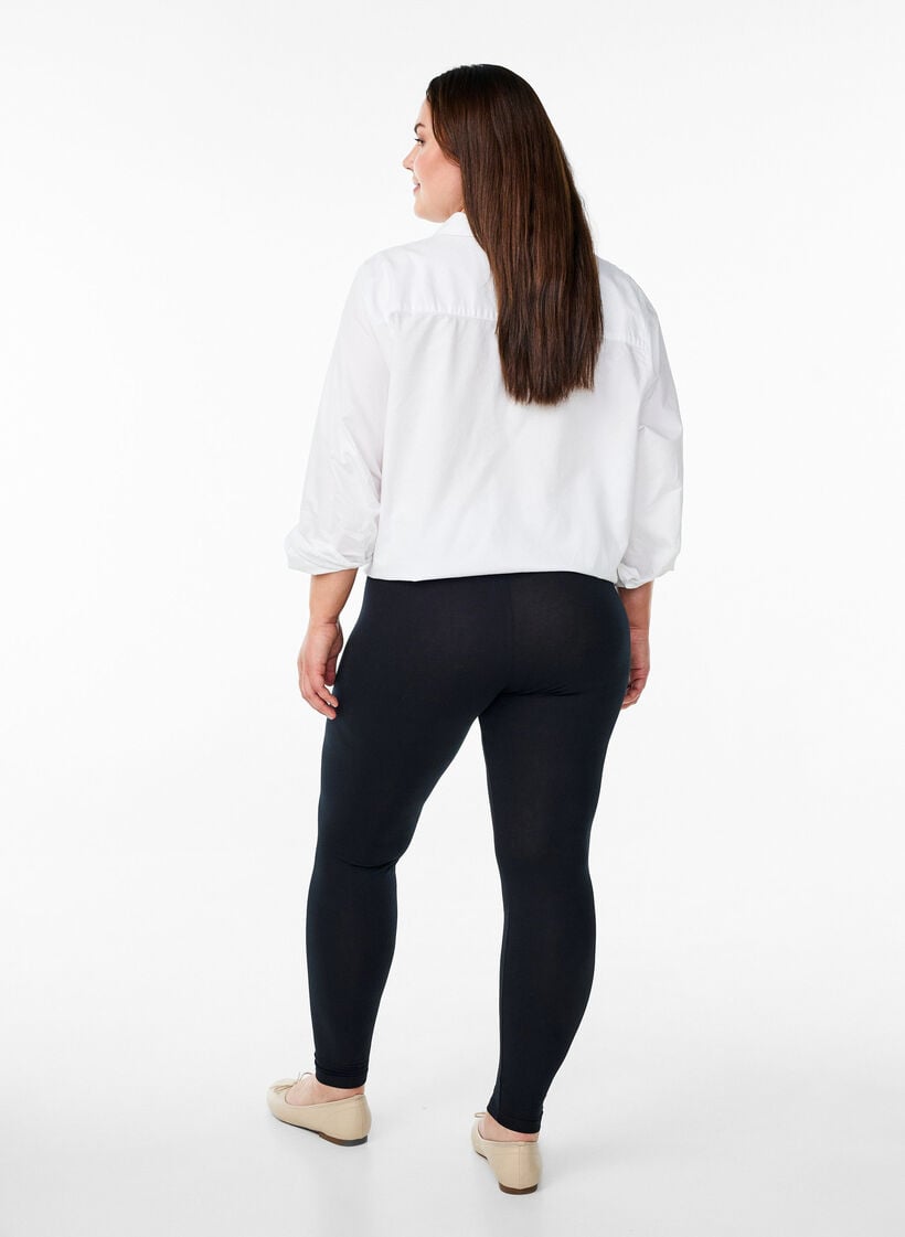 Basic viscose leggings, Black, Model