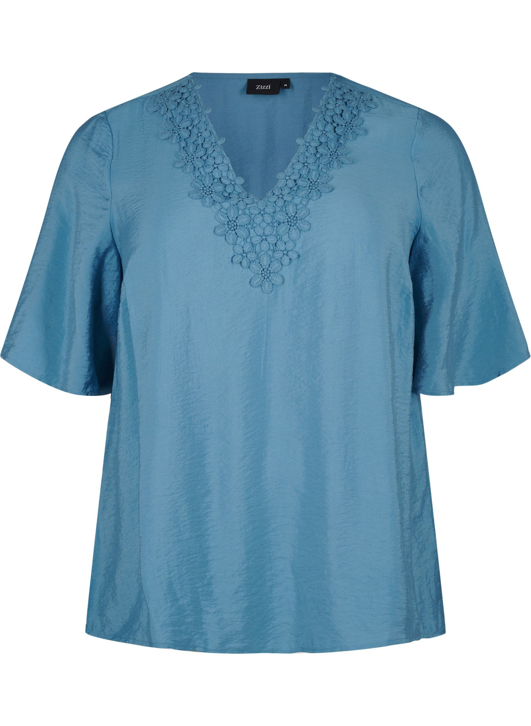 Zizzifashion Viscose blouse with v-neck and embroidery detail, Light Blue, Packshot image number 0