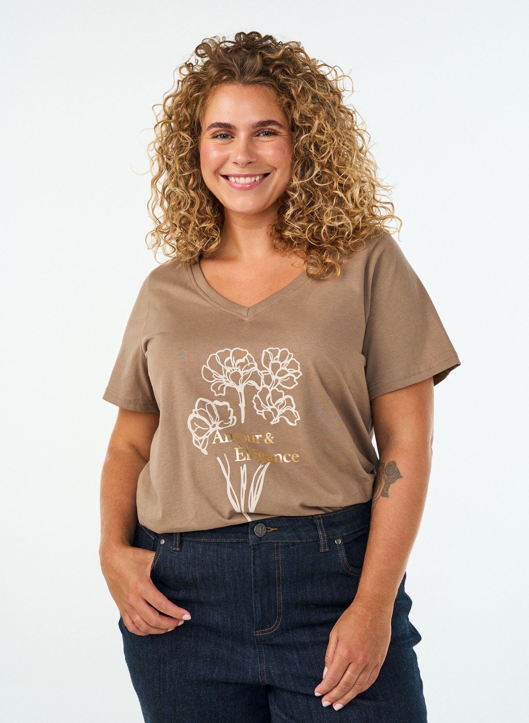 ZizzifashionCotton T-shirt with front print and V-neck, Brown, Model image number 0