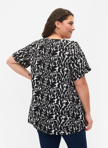 FLASH - Blouse with short sleeves and print, Black White AOP, Model image number 1
