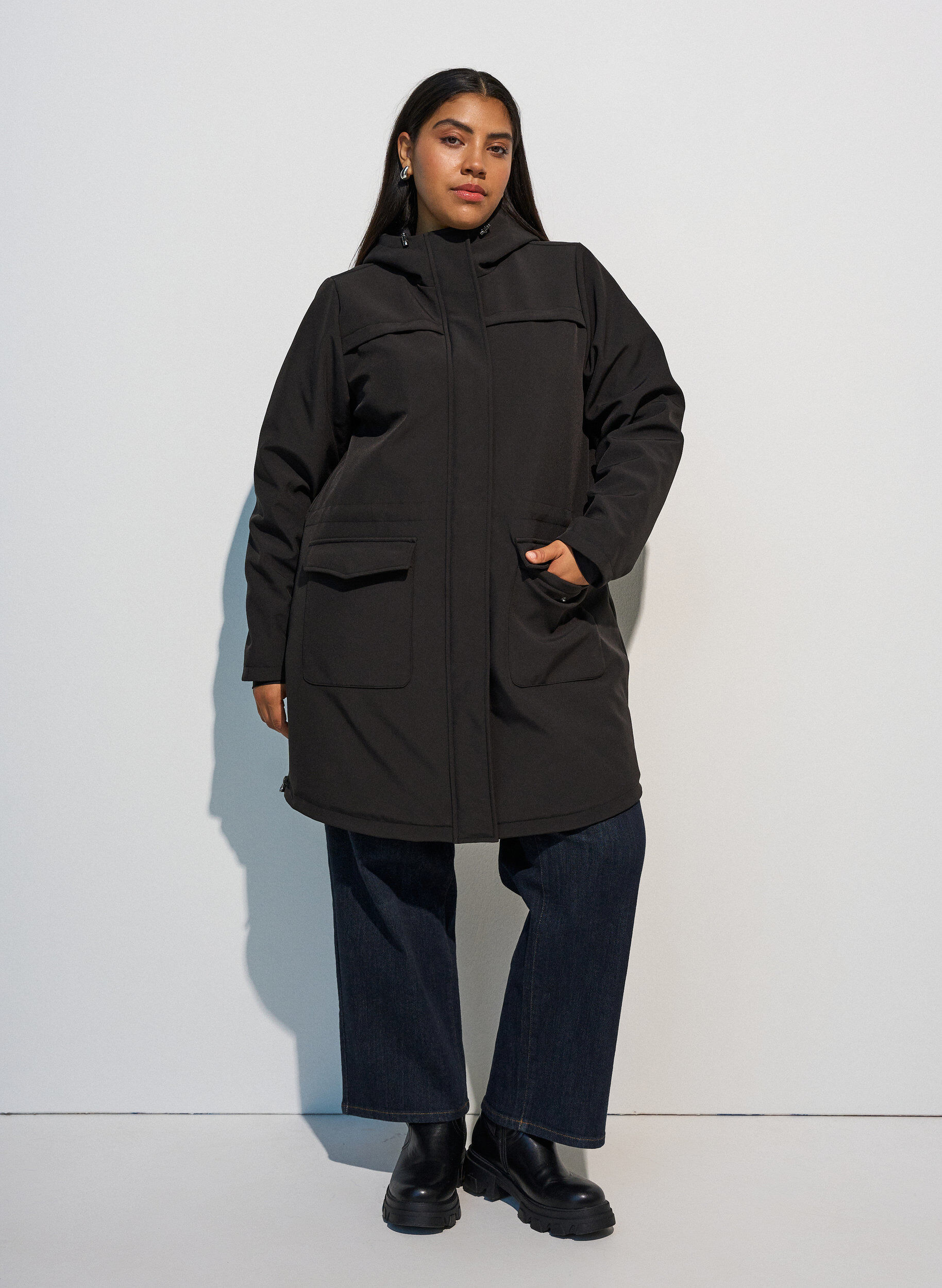 ZizzifashionWater-repellent softshell jacket with quilted lining, Black, Model image number 1