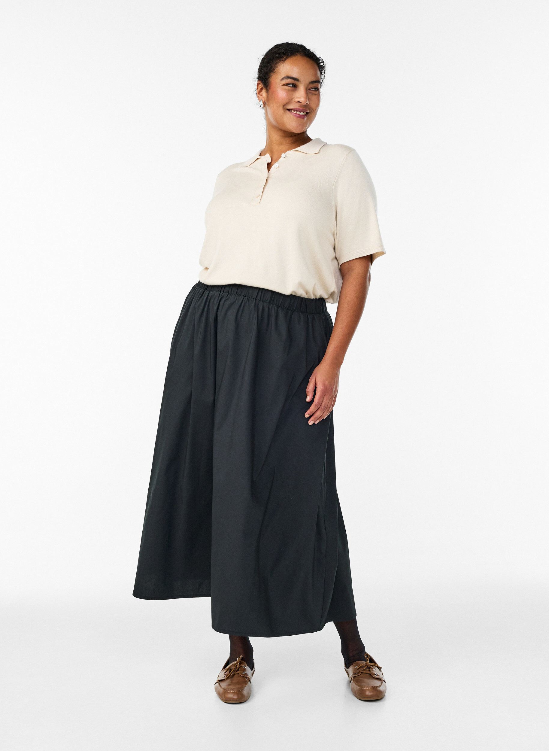 Zizzifashion Midi skirt with an elasticated waist, Black, Model image number 1