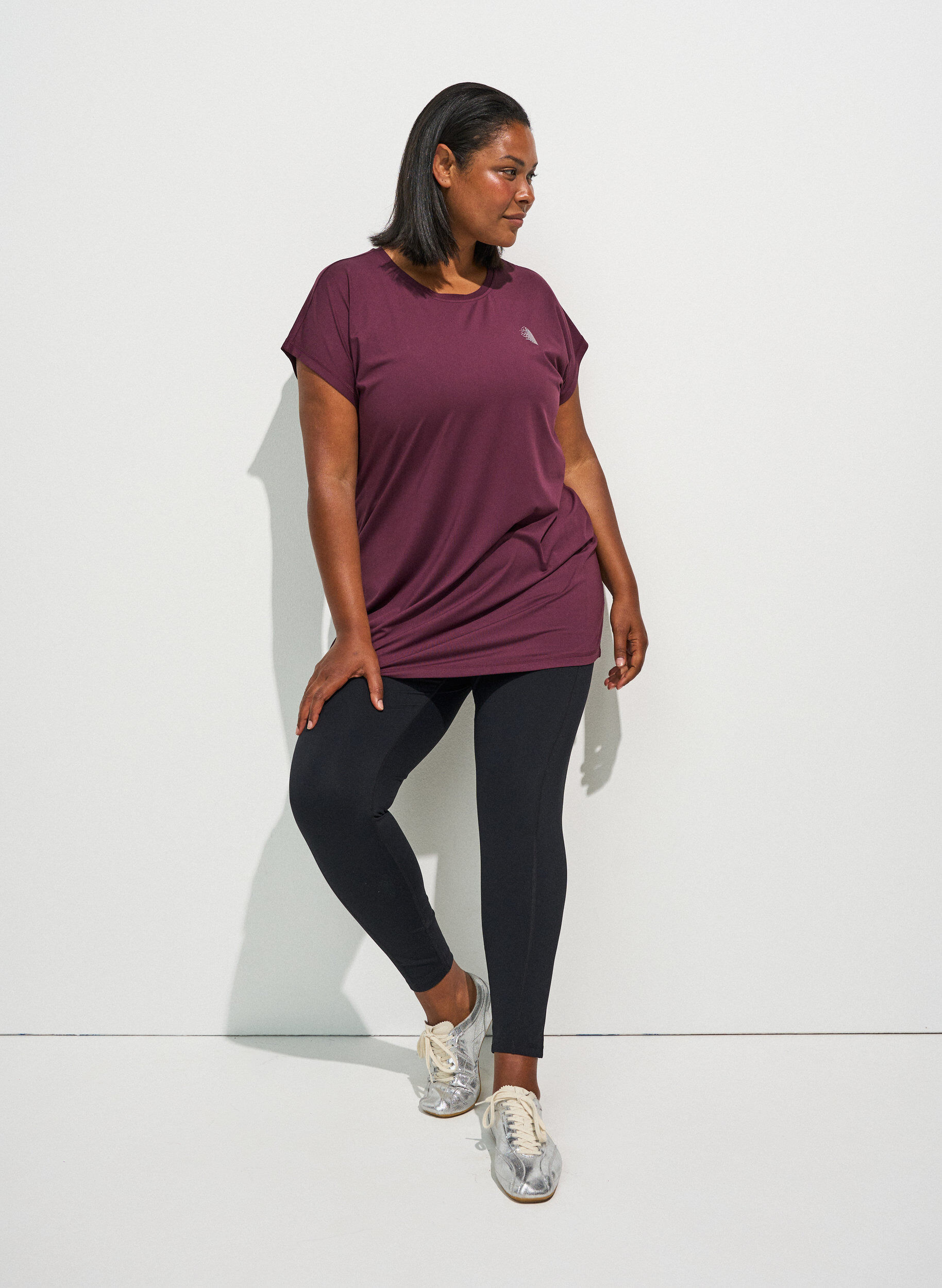 ZizzifashionLong workout T-shirt, Red, Model image number 1