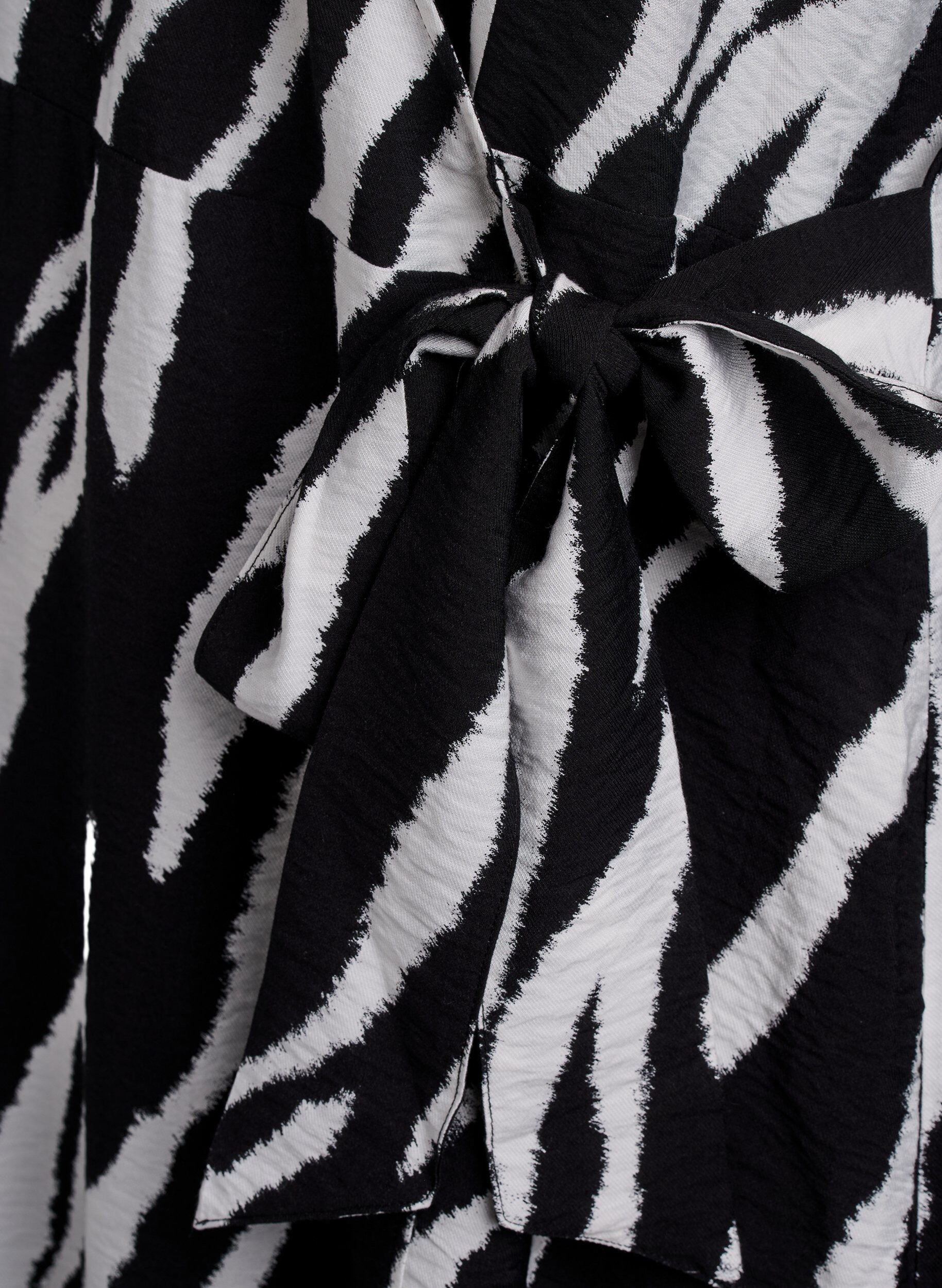 Zizzifashion Short zebra print wrap dress, Black, Packshot image number 3