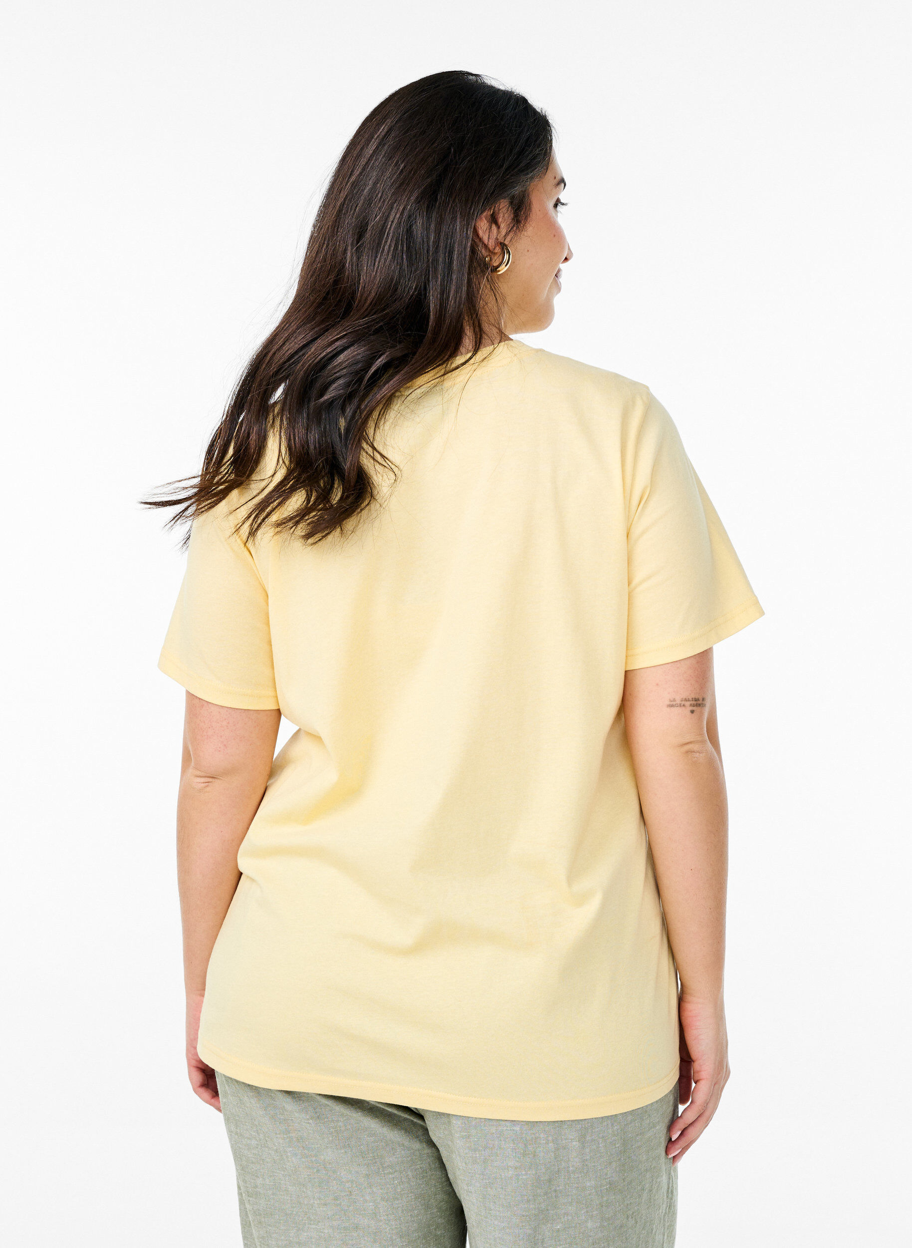 ZizzifashionBasic cotton T-shirt with round neck, Yellow, Model image number 2