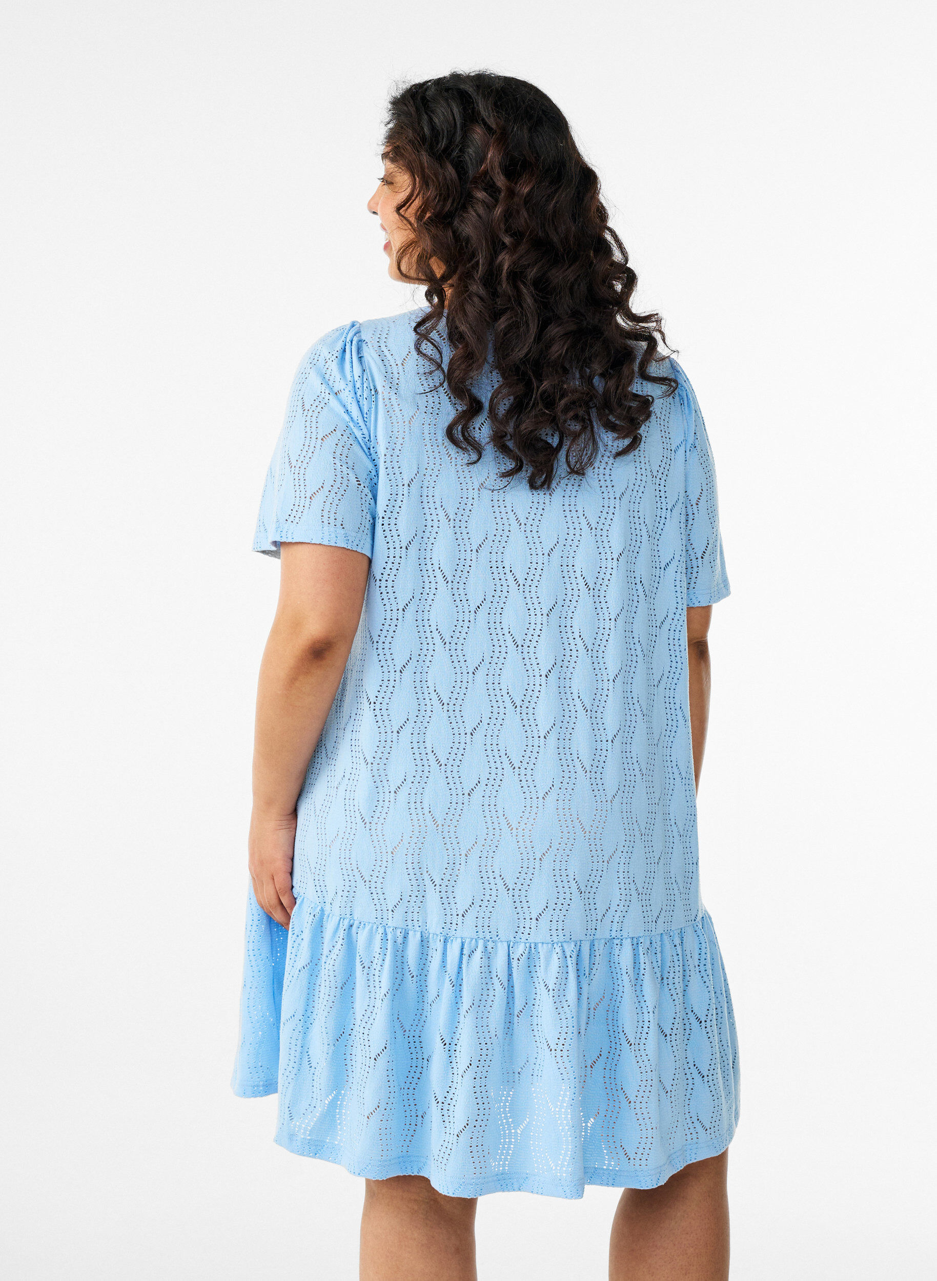 Zizzifashion Short jersey dress with eyelet pattern, Light Blue, Model image number 2