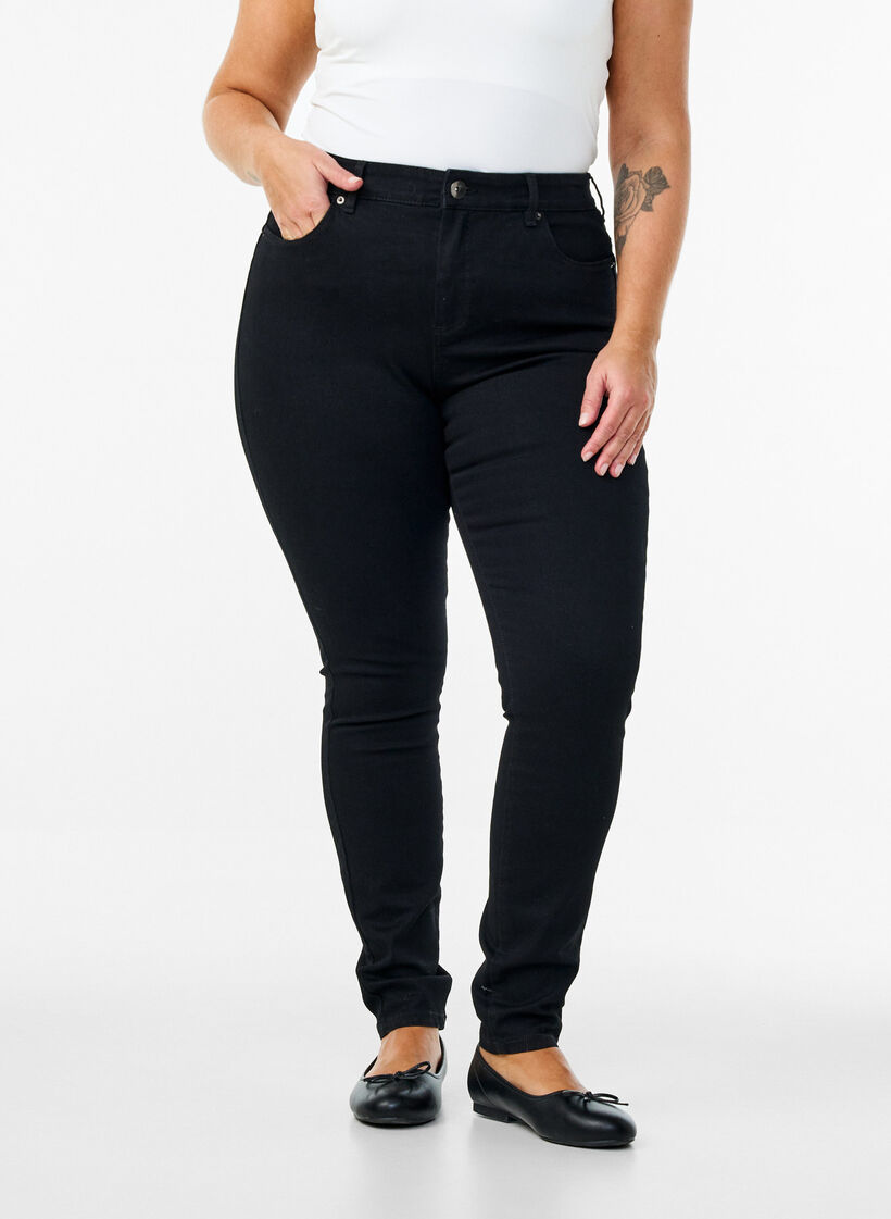 Amy jeans with a high waist and super slim fit, Black, Model image number 2
