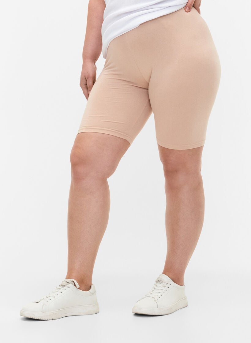 Plain-coloured basic bike shorts, Beige, Model image number 0