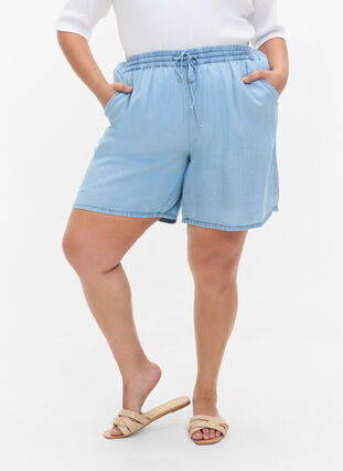 Loose shorts with drawstring and pockets, Light blue denim, Model image number 1