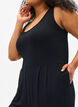 Sleeveless jumpsuit with pockets, Black, Model image number 2