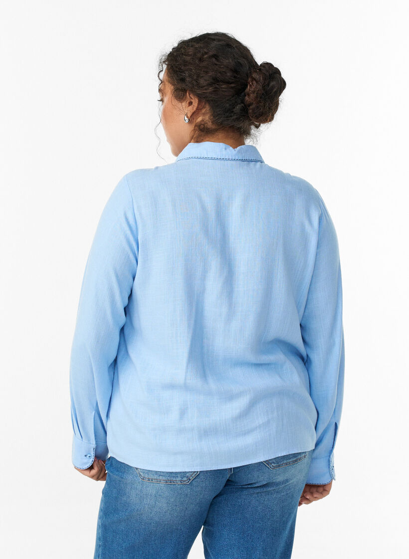 Shirt with contrast stitching and chest pockets, Light Blue, Model image number 2