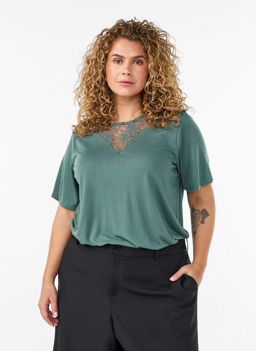 Blouse with lace insert and balloon sleeves, Green, Model image number 0