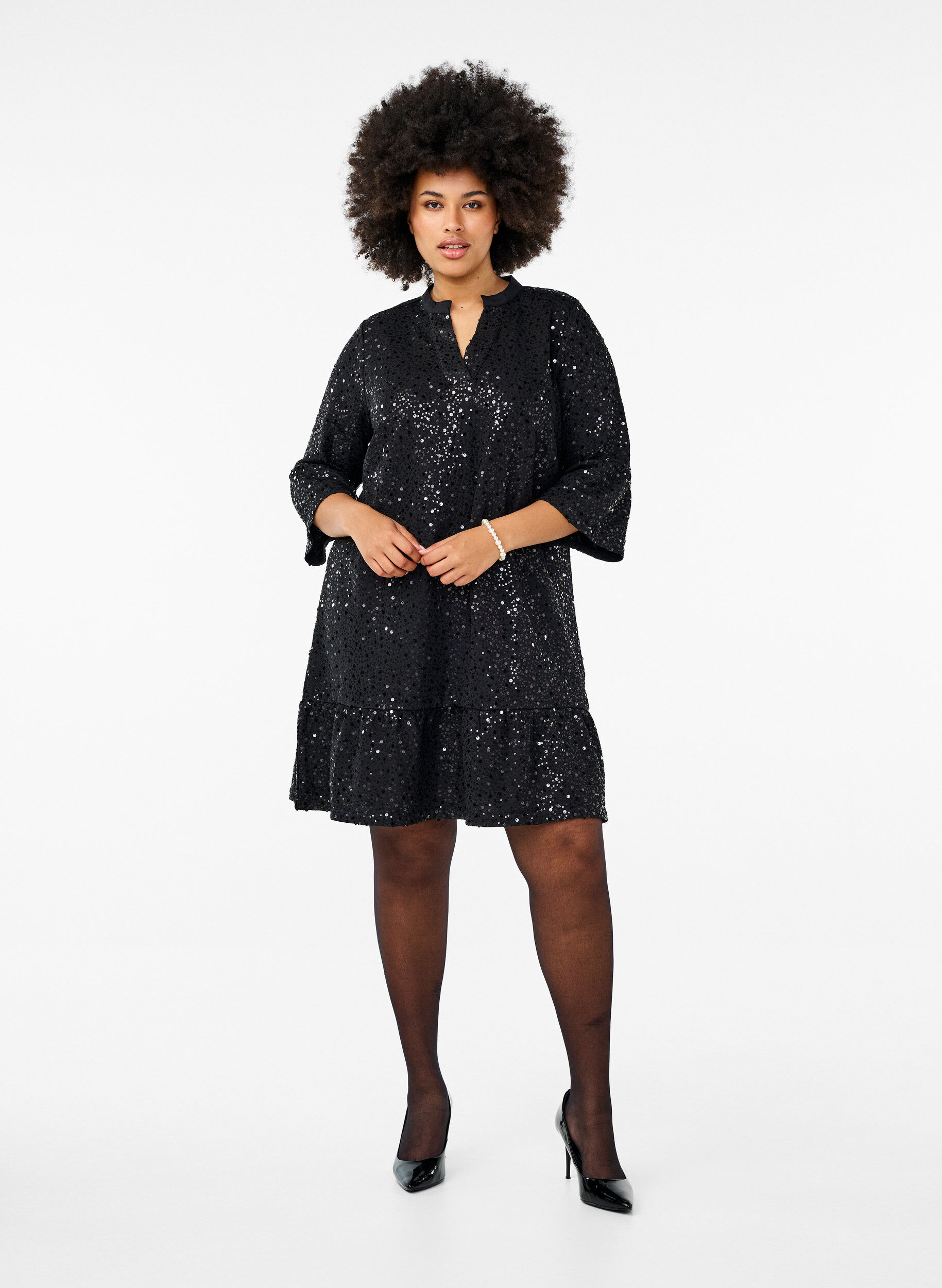 Zizzifashion Sequin dress with a V-neck and 3/4 sleeves, Black w. Bl. Sequins, Model image number 2