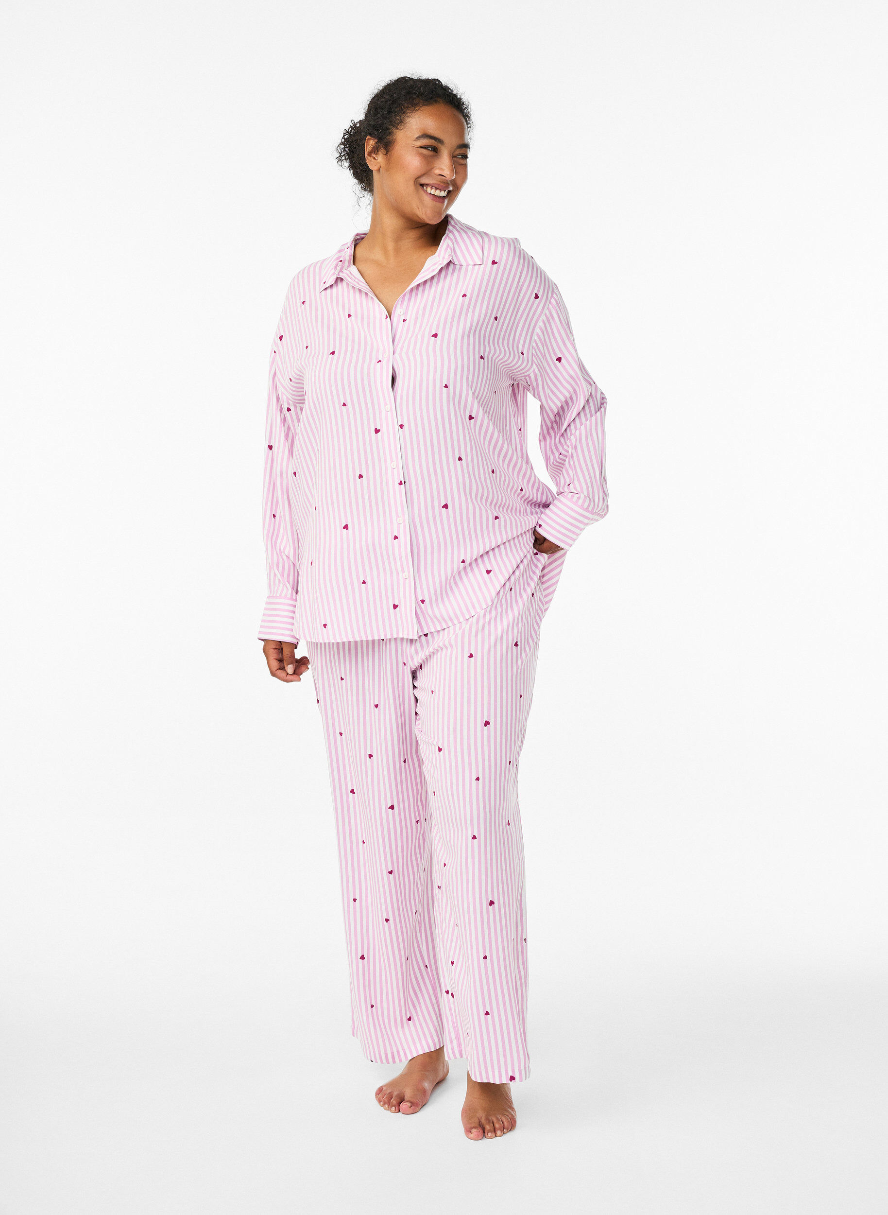 ZizzifashionNightshirt with stripes and hearts, Rose, Model image number 1