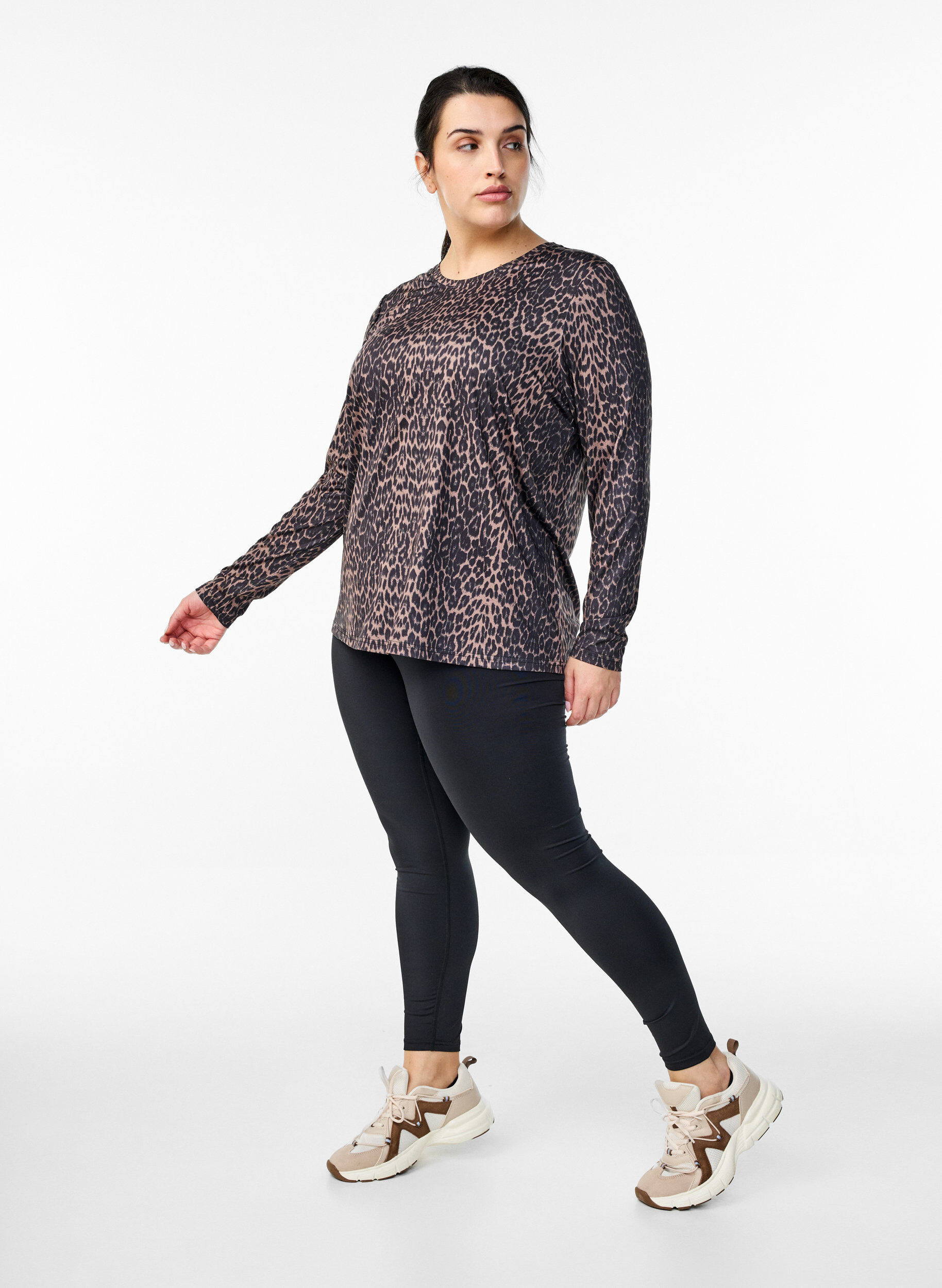 Zizzifashion Long-sleeved workout top with leopard print, Brown, Model image number 1