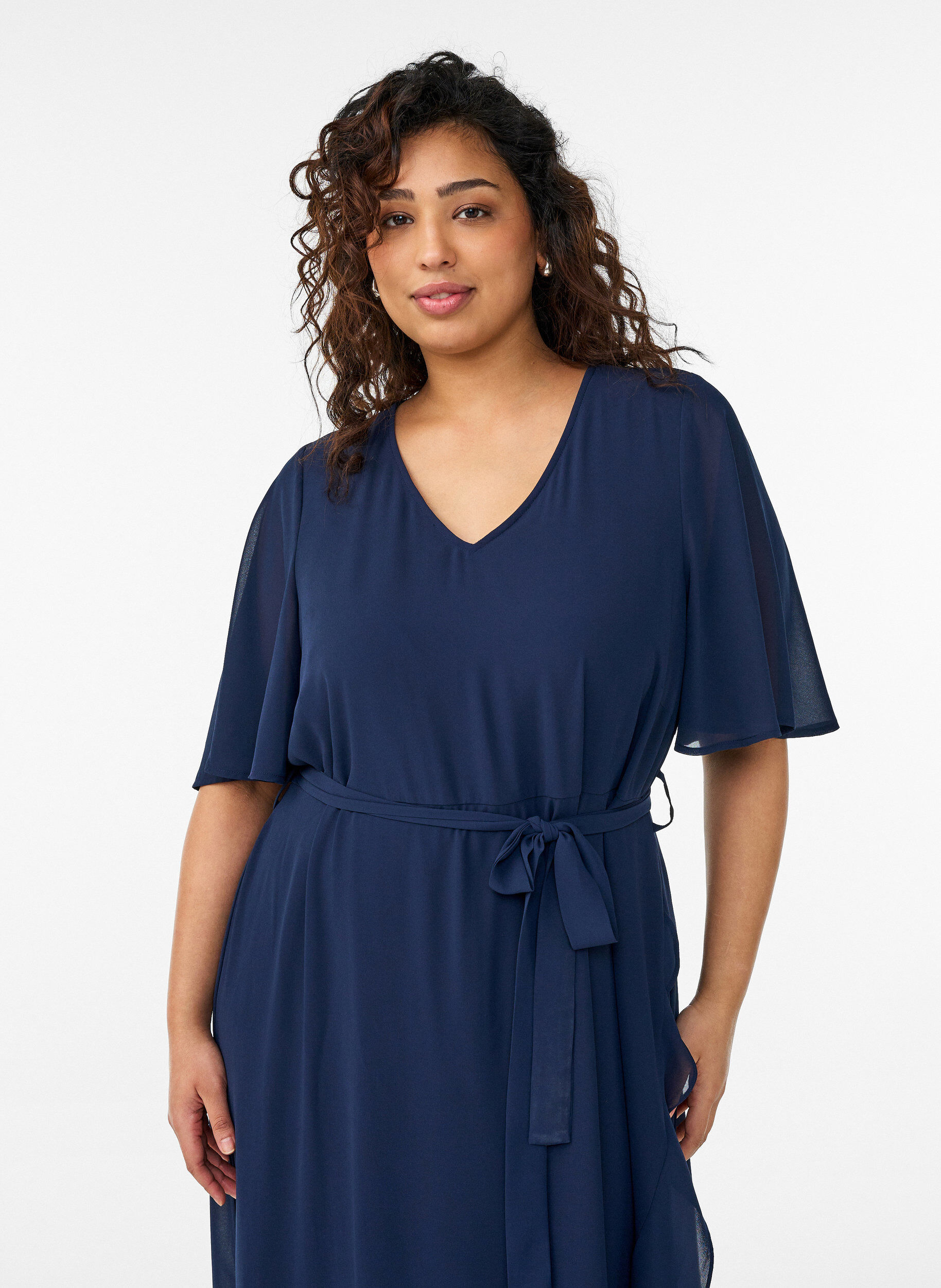 ZizzifashionChiffon maxi dress with a V-neck and ruffle hem, Blue, Model image number 2