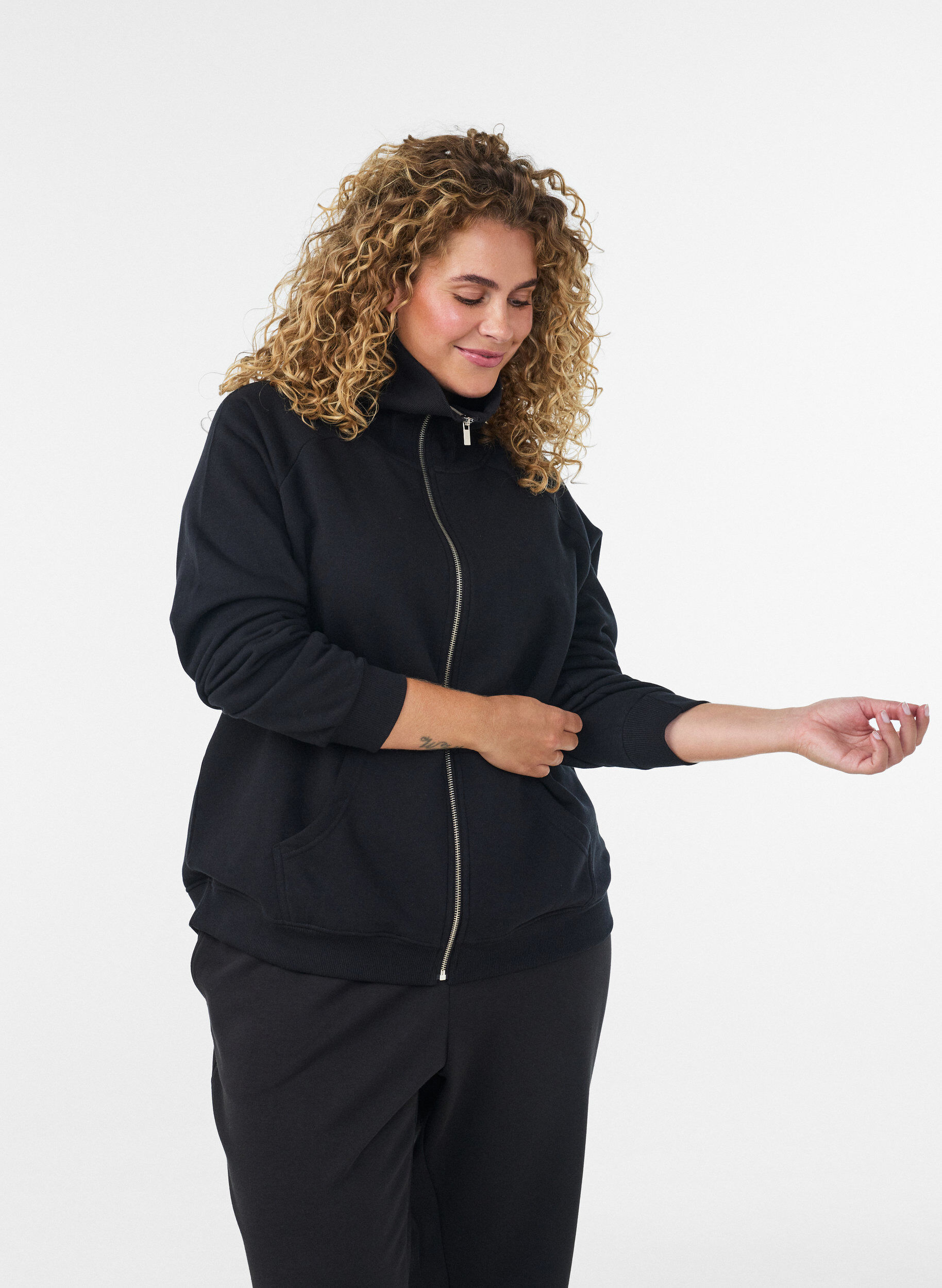 Sweat cardigan with high collar and zip, Black, Model