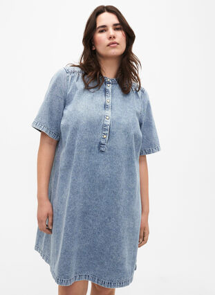 Short sleeve denim dress with an a-line cut, Blue denim, Model image number 0