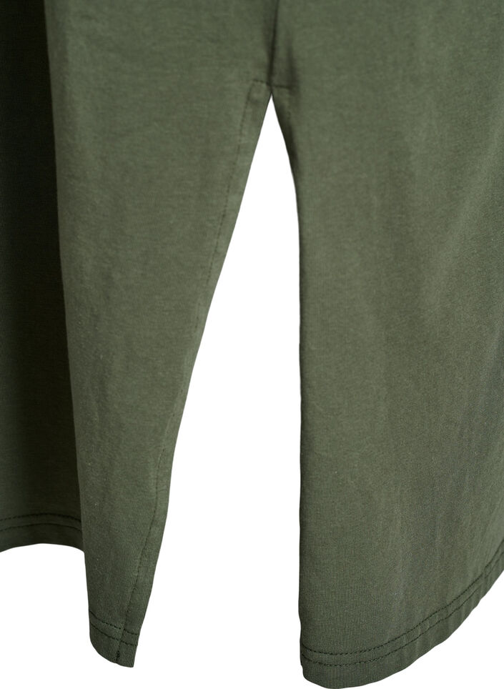 Midi T-shirt dress with a V-neck, Green, Packshot image number 3